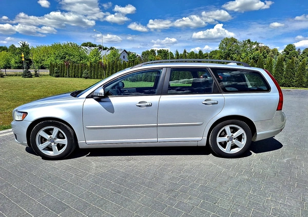 Volvo V50 cena 22900 przebieg: 250000, rok produkcji 2010 z Bełżyce małe 254